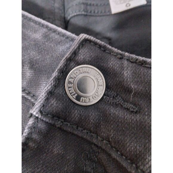 Time and True Women's Size 14 Black Shorts Boyfriend Cut 🌍5/$10🌎 - Picture 6 of 6